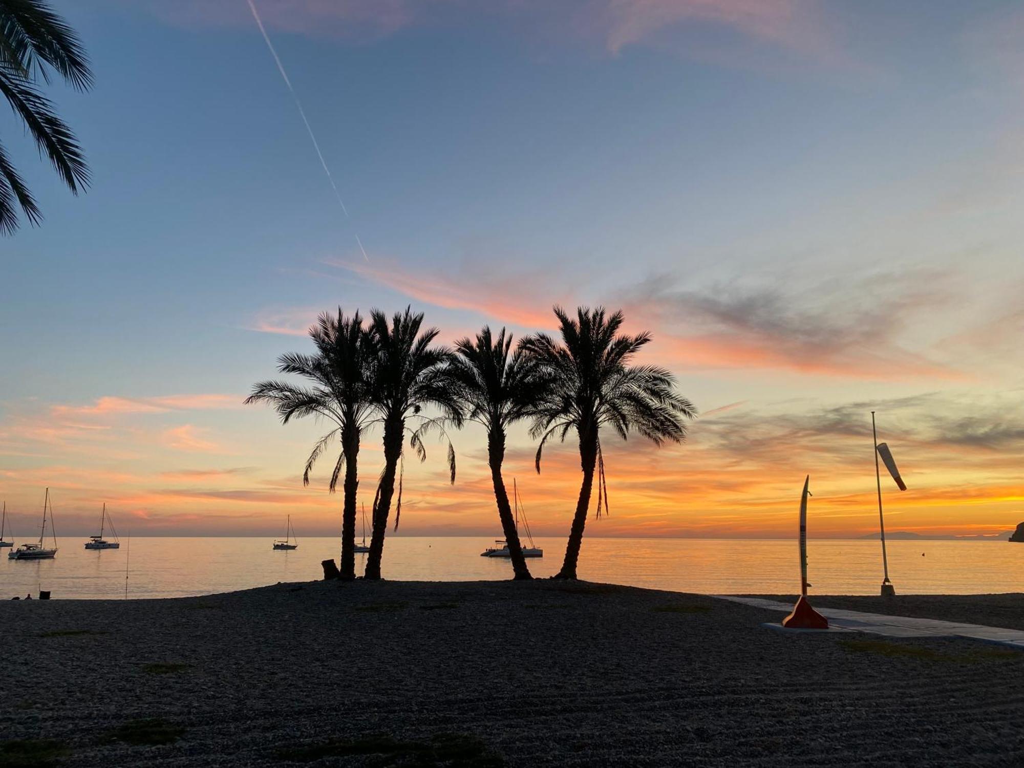 Jardines De Adnania En Marina Del Este Con Vistas Al Mar La Herradura  Extérieur photo