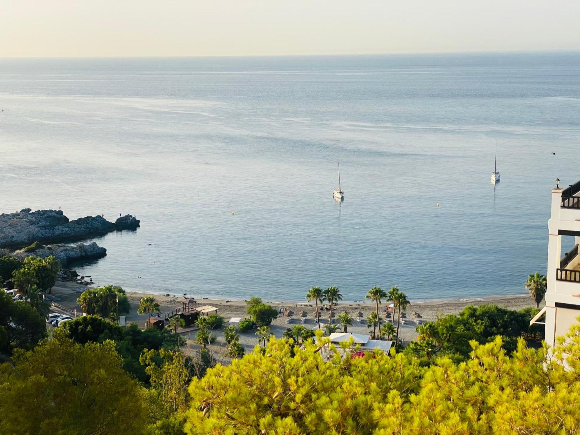 Jardines De Adnania En Marina Del Este Con Vistas Al Mar La Herradura  Extérieur photo
